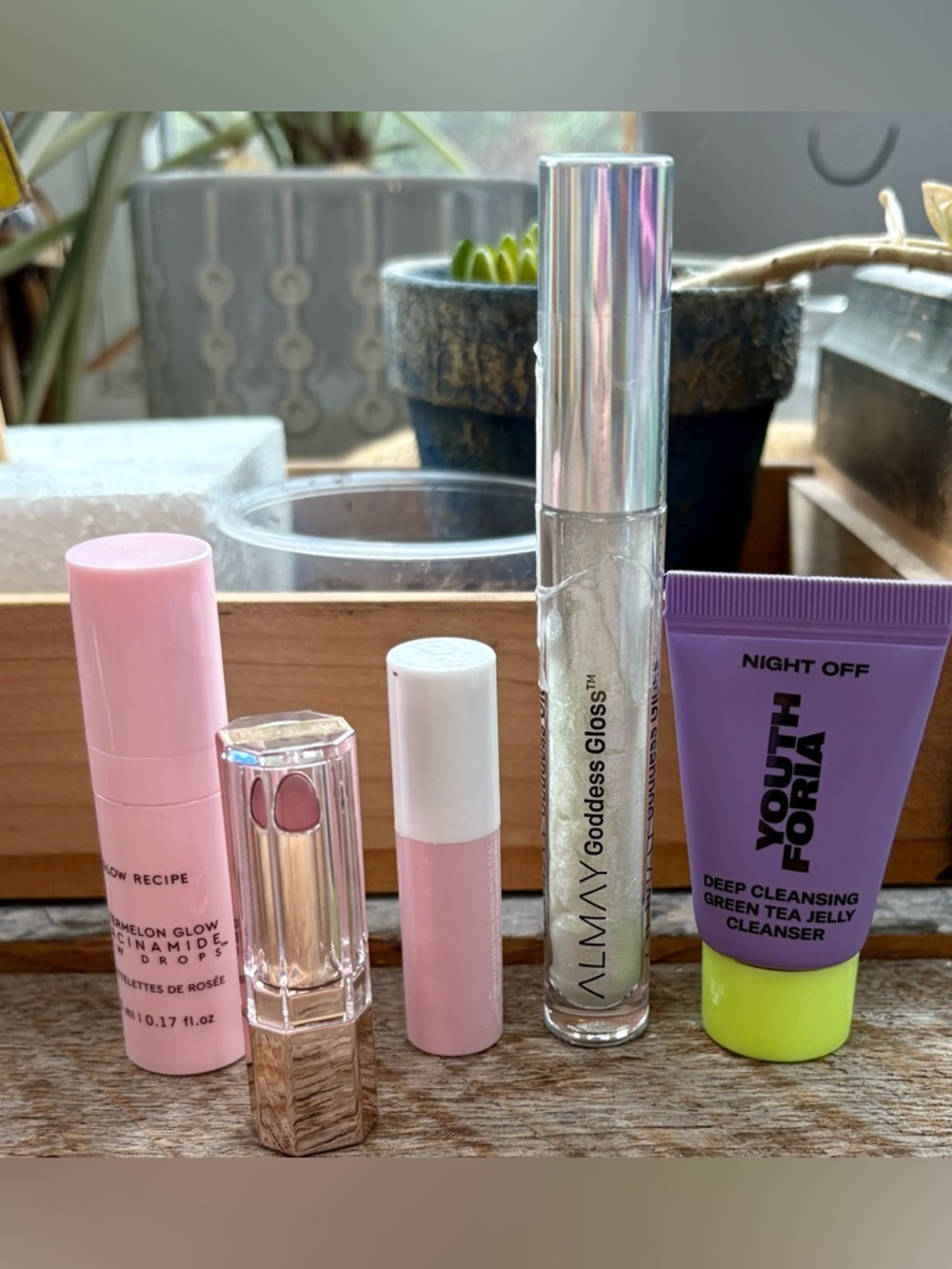 Pick your bundle! lippies and more! - Picture 3 of 3